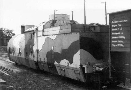 The Ti3 armoured locomotive, old camouflage scheme.